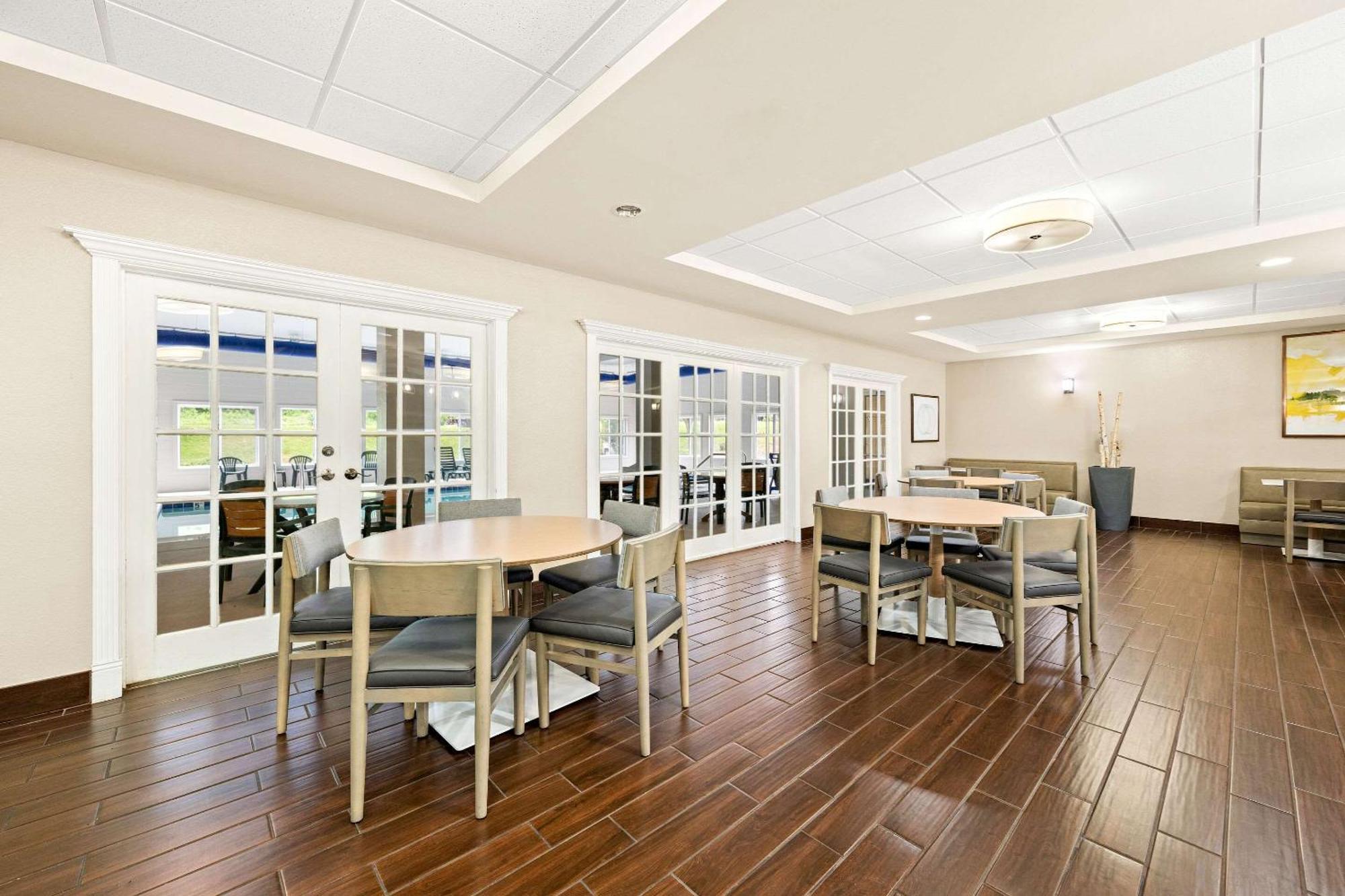 Comfort Suites Abingdon I-81 Exteriör bild