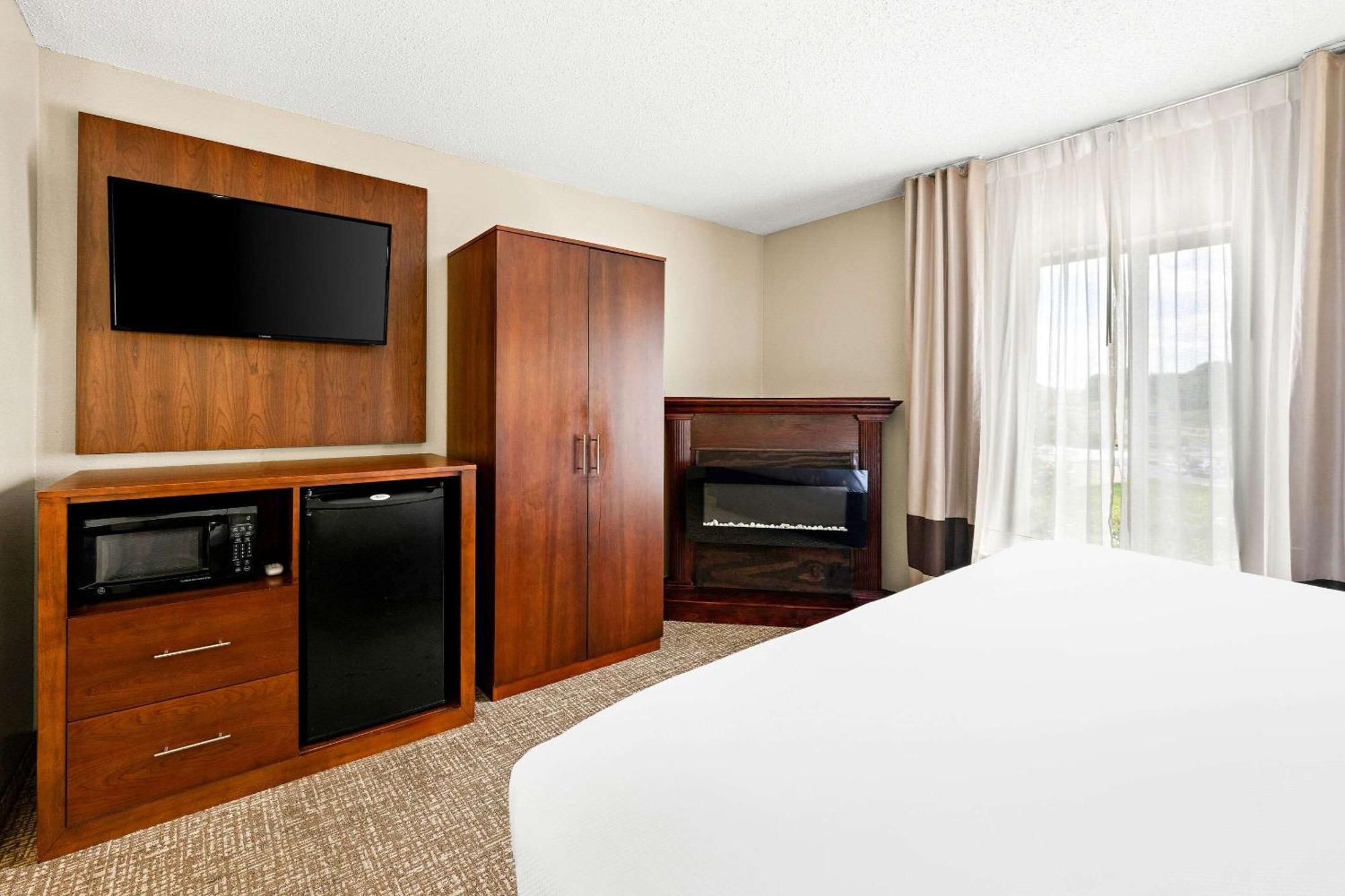 Comfort Suites Abingdon I-81 Exteriör bild
